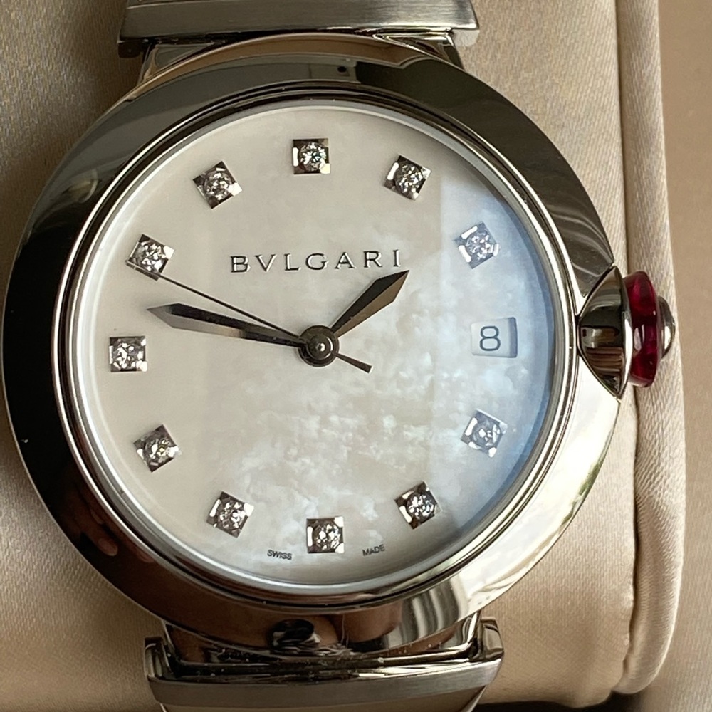 Bvlgari brand new in a box mens stainless steel with factory fitted diamonds - Picture 2 of 10